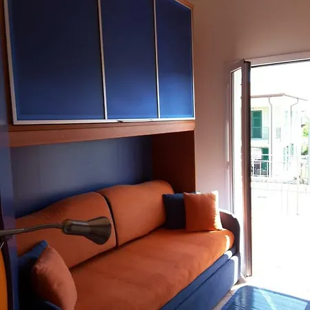La Strelitzia Mare Apartment *