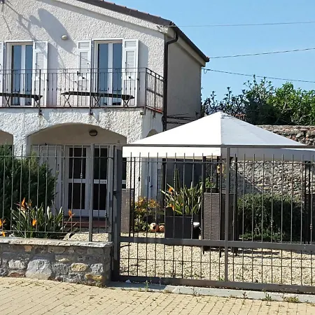 Apartment La Strelitzia Mare *